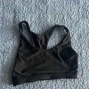 Commando Women's Black Sports Top
Size: S/M
[New]
Made in the USA